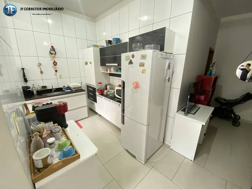 Foto 4 de Apartamento com 3 quartos à venda, 90m2 em Veneza, Ipatinga - MG