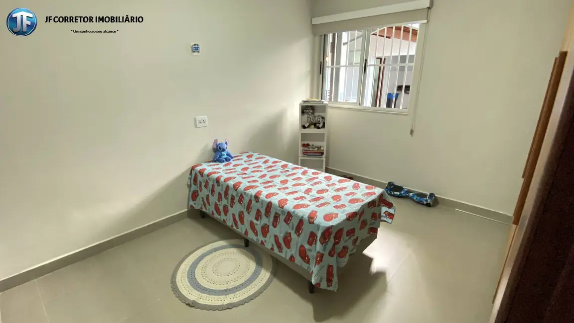 Casa com 3 quartos à venda, 195m2 em Imbaúbas, Ipatinga - MG - imagem 7 Foto 7 de Casa com 3 quartos à venda, 195m2 em Imbaúbas, Ipatinga - MG