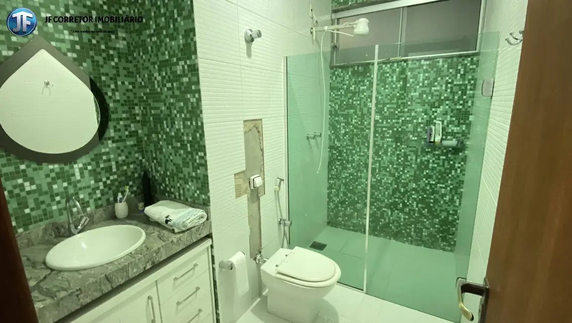 Casa com 3 quartos à venda, 333m2 em Imbaúbas, Ipatinga - MG - imagem 6 Foto 6 de Casa com 3 quartos à venda, 333m2 em Imbaúbas, Ipatinga - MG