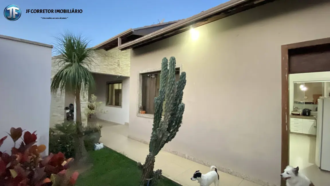 Casa com 3 quartos à venda, 333m2 em Imbaúbas, Ipatinga - MG - imagem 4 Foto 4 de Casa com 3 quartos à venda, 333m2 em Imbaúbas, Ipatinga - MG