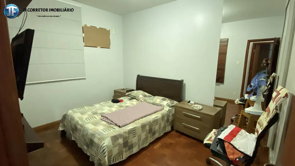 Casa com 3 quartos à venda, 333m2 em Imbaúbas, Ipatinga - MG - imagem 7 Foto 7 de Casa com 3 quartos à venda, 333m2 em Imbaúbas, Ipatinga - MG