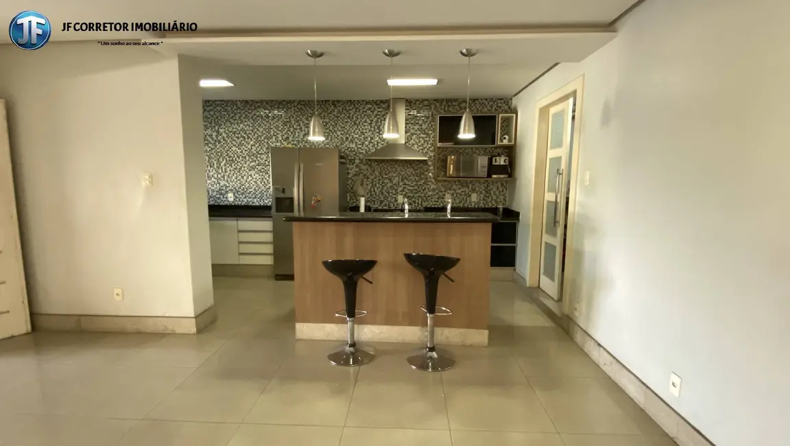 Casa com 3 quartos à venda, 342m2 em Imbaúbas, Ipatinga - MG - imagem 9 Foto 9 de Casa com 3 quartos à venda, 342m2 em Imbaúbas, Ipatinga - MG