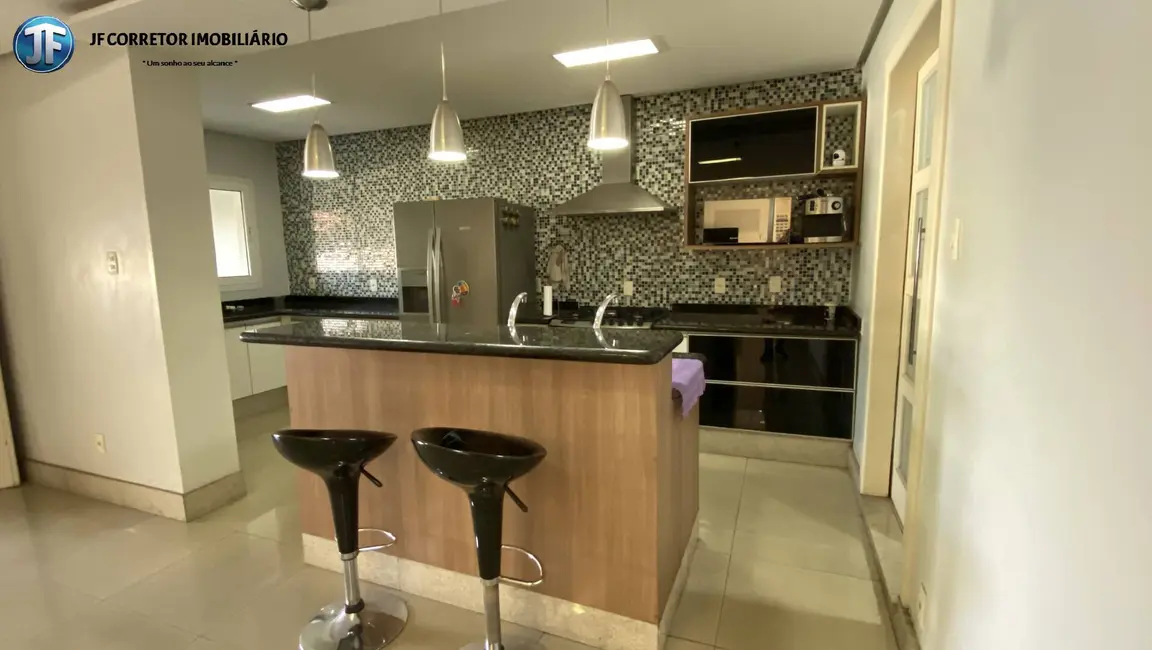 Casa com 3 quartos à venda, 342m2 em Imbaúbas, Ipatinga - MG - imagem 4 Foto 4 de Casa com 3 quartos à venda, 342m2 em Imbaúbas, Ipatinga - MG