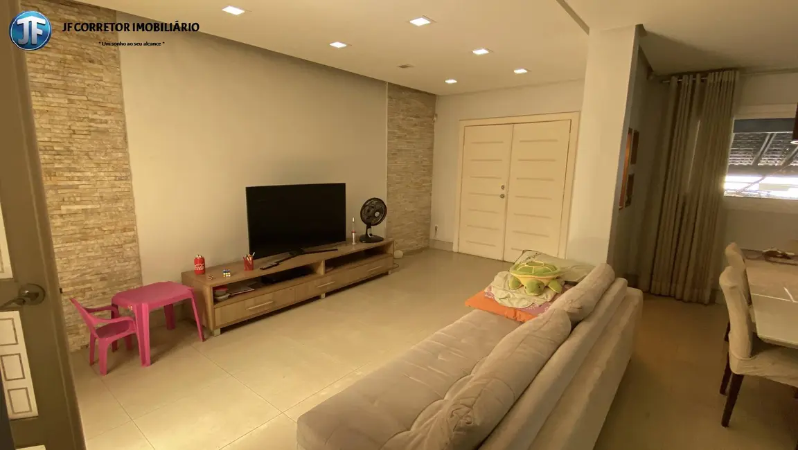 Casa com 3 quartos à venda, 342m2 em Imbaúbas, Ipatinga - MG - imagem 6 Foto 6 de Casa com 3 quartos à venda, 342m2 em Imbaúbas, Ipatinga - MG