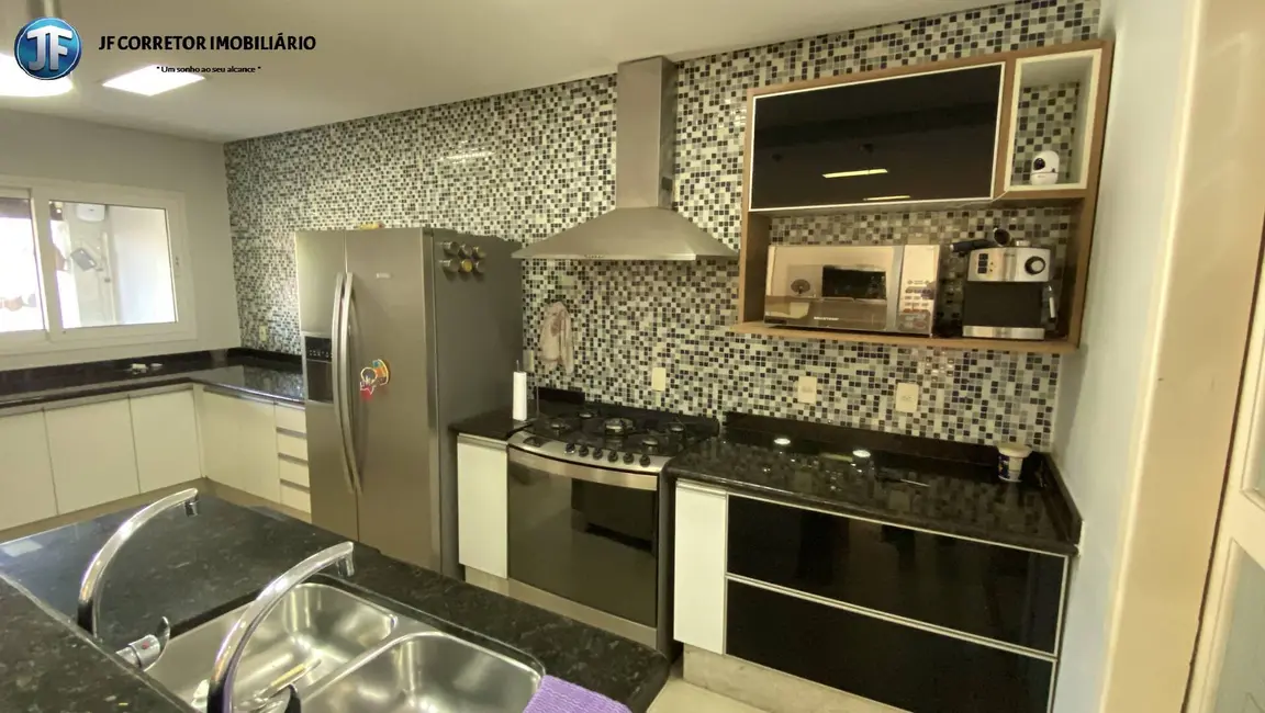 Casa com 3 quartos à venda, 342m2 em Imbaúbas, Ipatinga - MG - imagem 5 Foto 5 de Casa com 3 quartos à venda, 342m2 em Imbaúbas, Ipatinga - MG