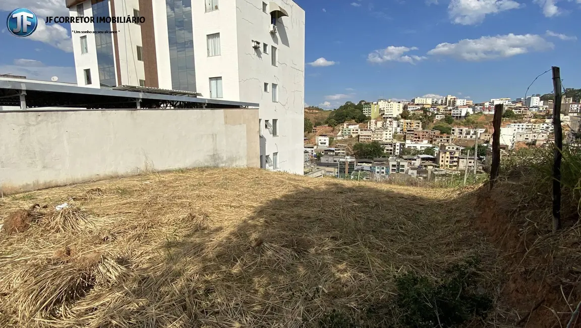 Terreno / Lote à venda, 360m2 em Santana Do Paraiso - MG - imagem 4 Foto 4 de Terreno / Lote à venda, 360m2 em Santana Do Paraiso - MG