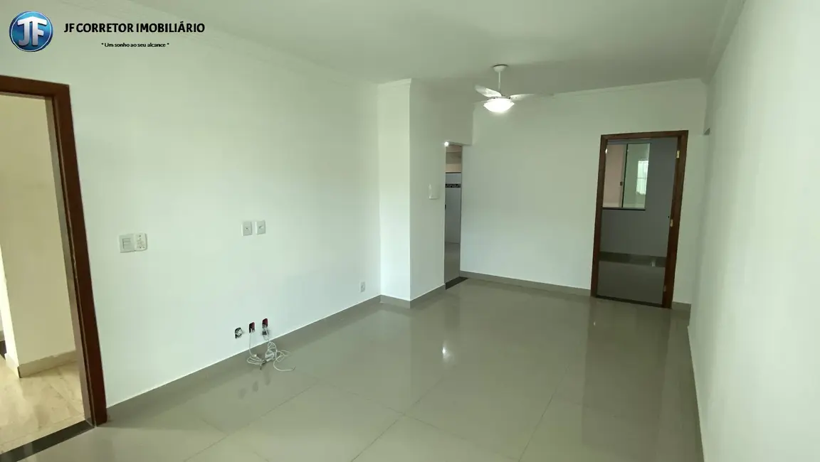 Foto 3 de Apartamento com 3 quartos à venda, 120m2 em Ipatinga - MG