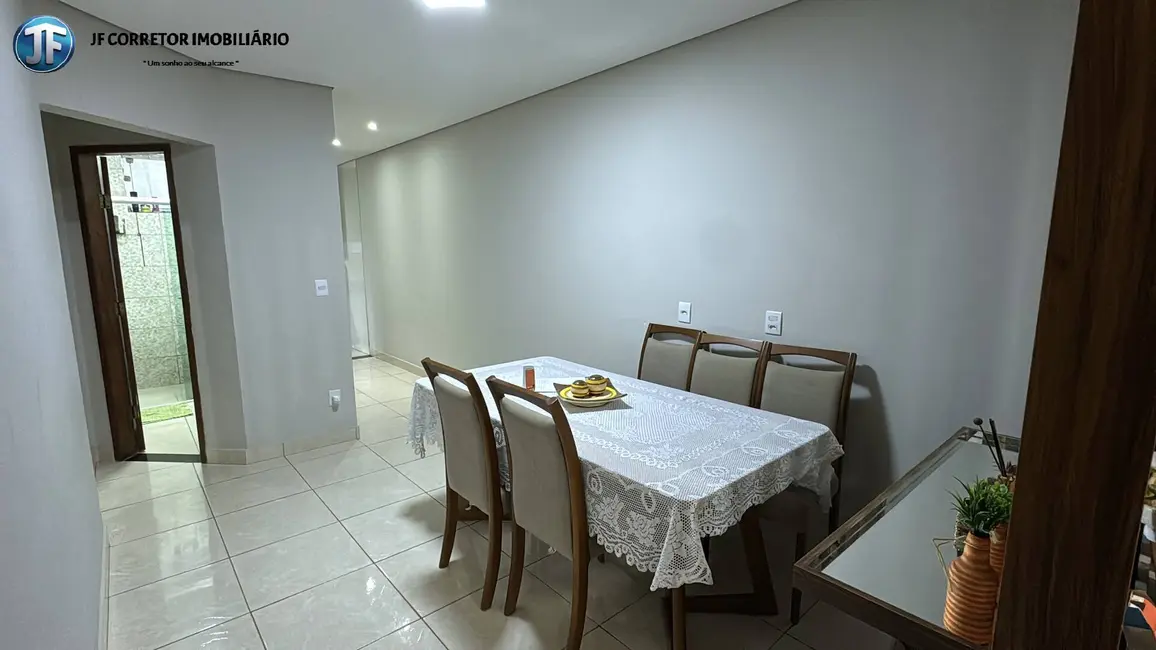 Casa com 2 quartos à venda, 120m2 em Santana Do Paraiso - MG - imagem 4 Foto 4 de Casa com 2 quartos à venda, 120m2 em Santana Do Paraiso - MG