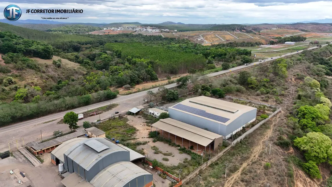 Foto 1 de Armazém / Galpão à venda, 5500m2 em Caratinga - MG