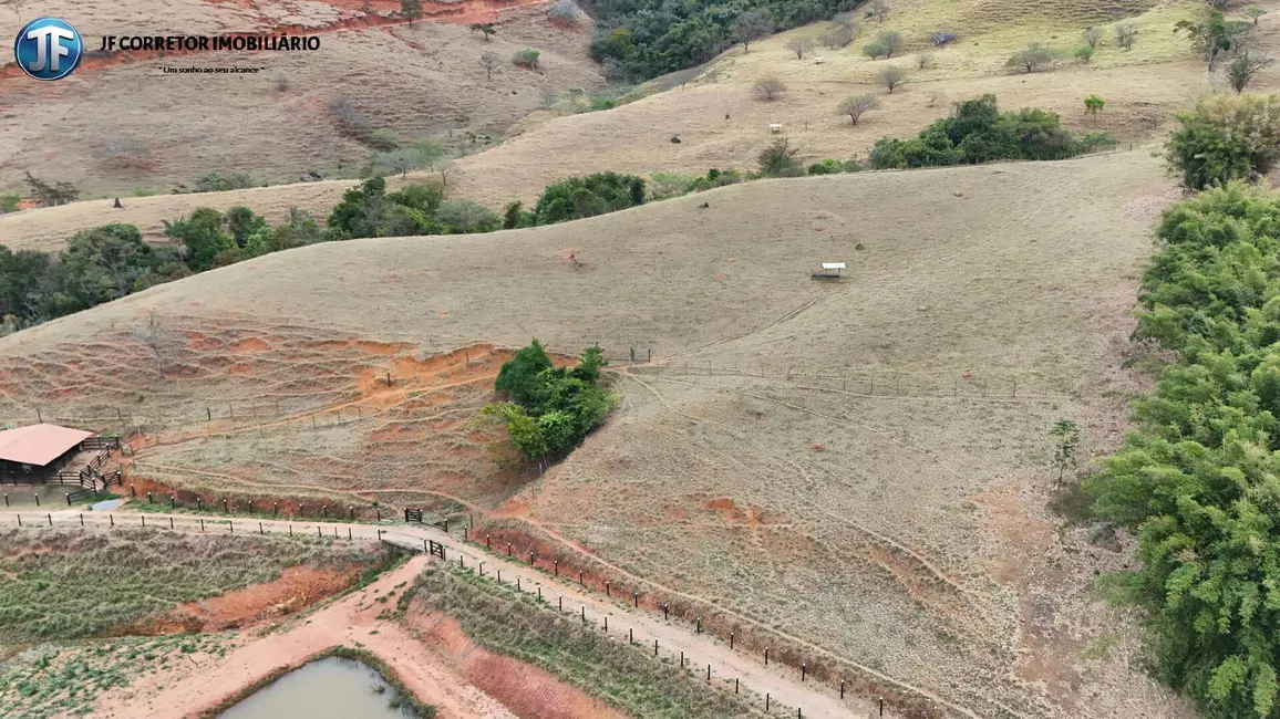 Foto 2 de Sítio / Rancho com 3 quartos à venda, 11m2 em Ipaba - MG