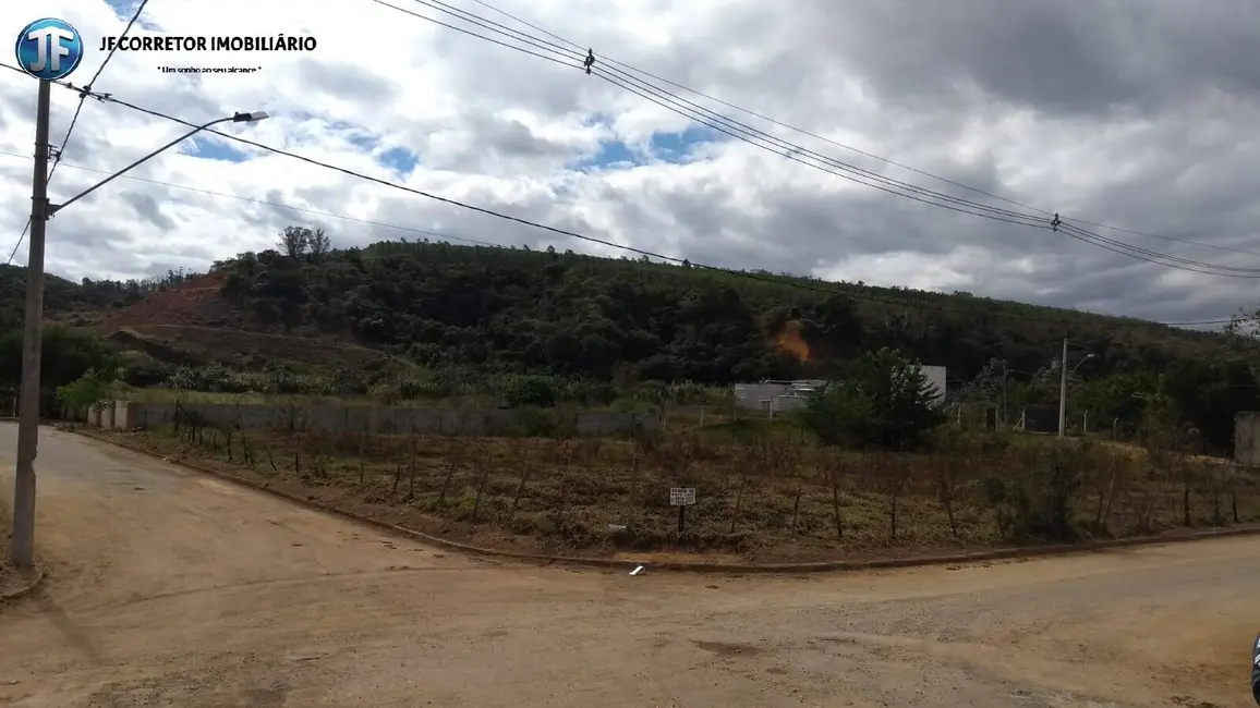 Foto 5 de Terreno / Lote à venda, 360m2 em Caratinga - MG