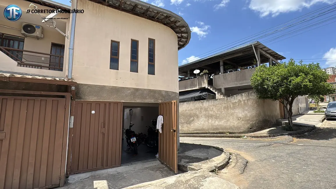 Casa com 2 quartos à venda, 128m2 em Ipatinga - MG - imagem 1 Foto 1 de Casa com 2 quartos à venda, 128m2 em Ipatinga - MG