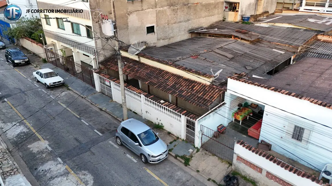 Casa com 3 quartos à venda, 240m2 em Vila Ipanema, Ipatinga - MG - imagem 1 Foto 1 de Casa com 3 quartos à venda, 240m2 em Vila Ipanema, Ipatinga - MG