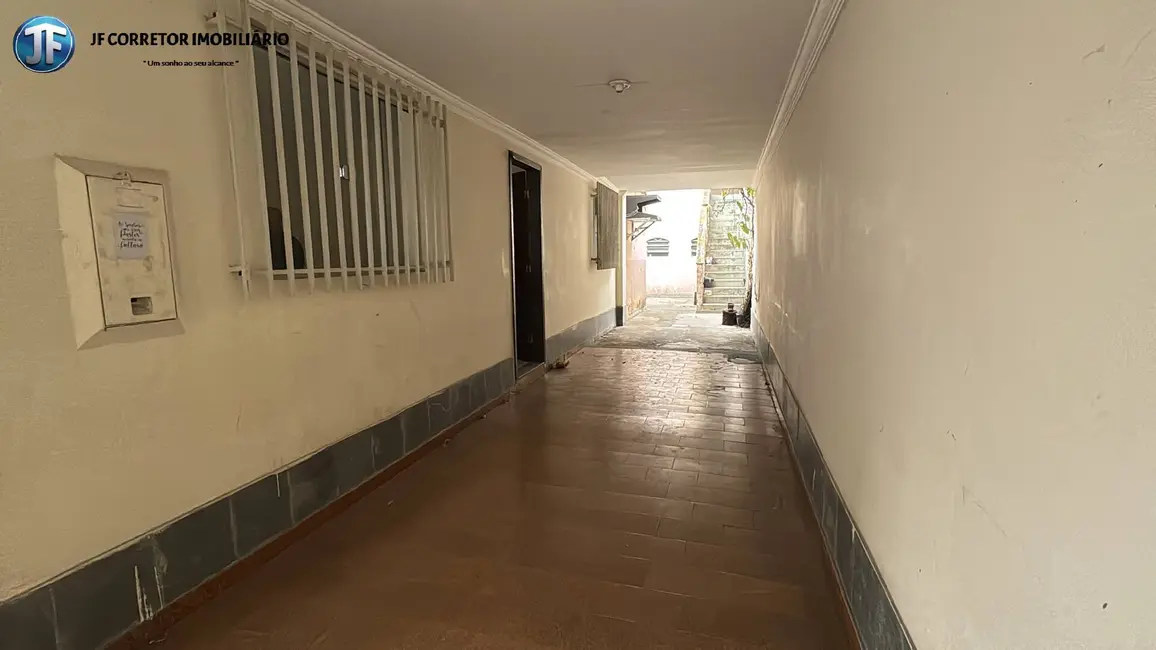Casa com 3 quartos à venda, 324m2 em Bom Retiro, Ipatinga - MG - imagem 3 Foto 3 de Casa com 3 quartos à venda, 324m2 em Bom Retiro, Ipatinga - MG