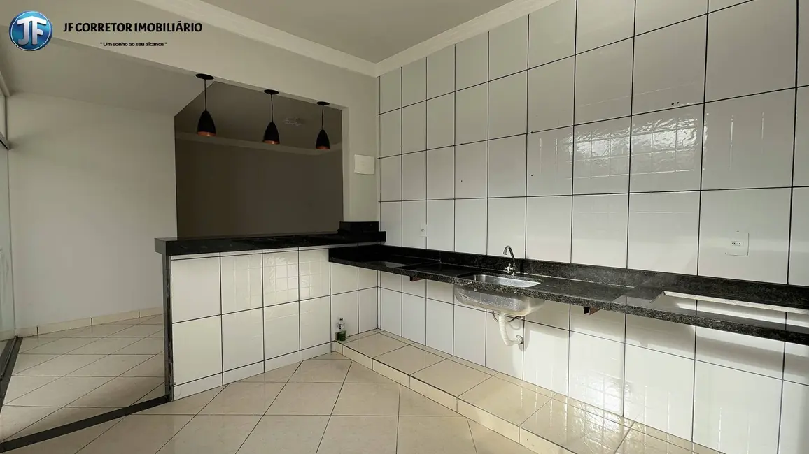 Casa com 2 quartos à venda em Santana Do Paraiso - MG - imagem 3 Foto 3 de Casa com 2 quartos à venda em Santana Do Paraiso - MG