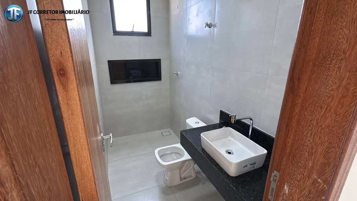 Casa com 3 quartos à venda, 146m2 em Santana Do Paraiso - MG - imagem 1 Foto 1 de Casa com 3 quartos à venda, 146m2 em Santana Do Paraiso - MG