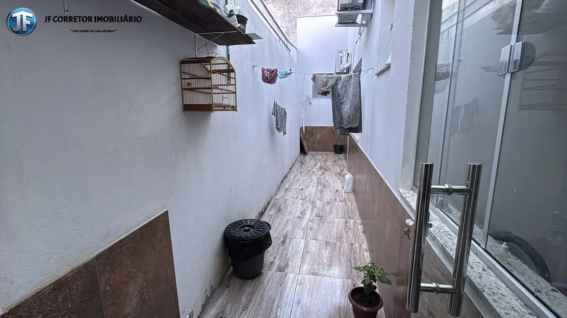 Casa com 3 quartos à venda em Santana Do Paraiso - MG - imagem 9 Foto 9 de Casa com 3 quartos à venda em Santana Do Paraiso - MG