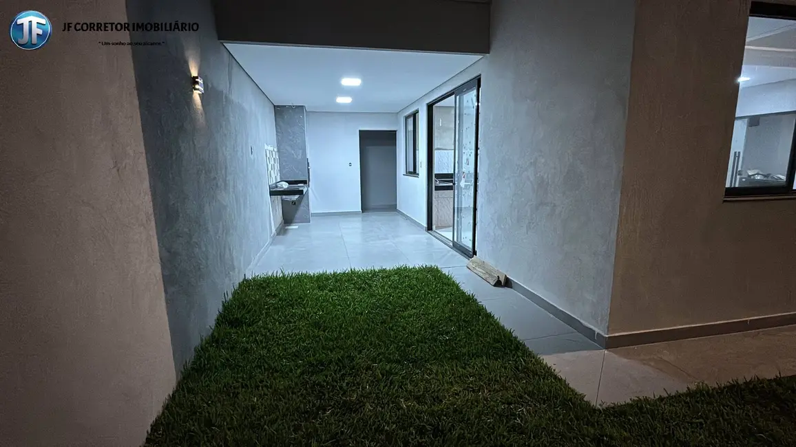 Foto 9 de Casa com 3 quartos à venda, 160m2 em Santana Do Paraiso - MG