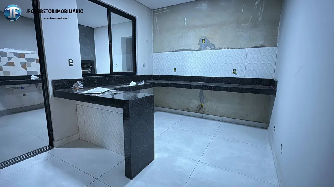 Foto 7 de Casa com 3 quartos à venda, 160m2 em Santana Do Paraiso - MG