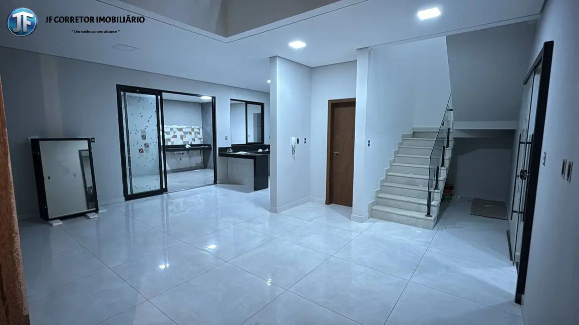 Foto 8 de Casa com 3 quartos à venda, 160m2 em Santana Do Paraiso - MG