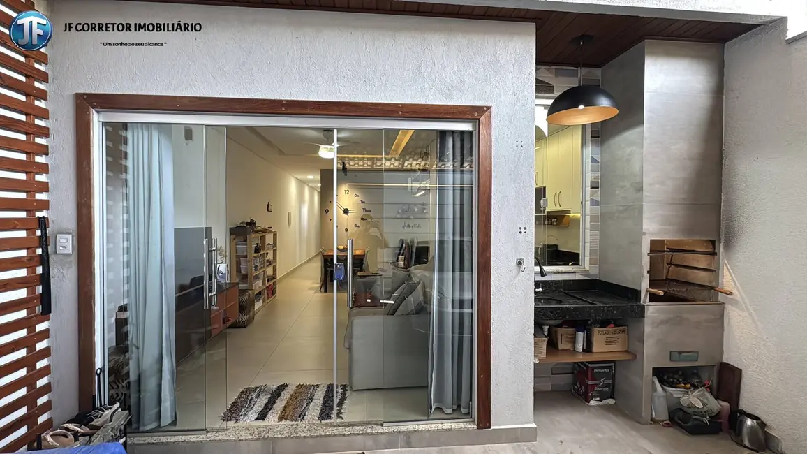 Casa com 3 quartos à venda, 100m2 em Santana Do Paraiso - MG - imagem 1 Foto 1 de Casa com 3 quartos à venda, 100m2 em Santana Do Paraiso - MG