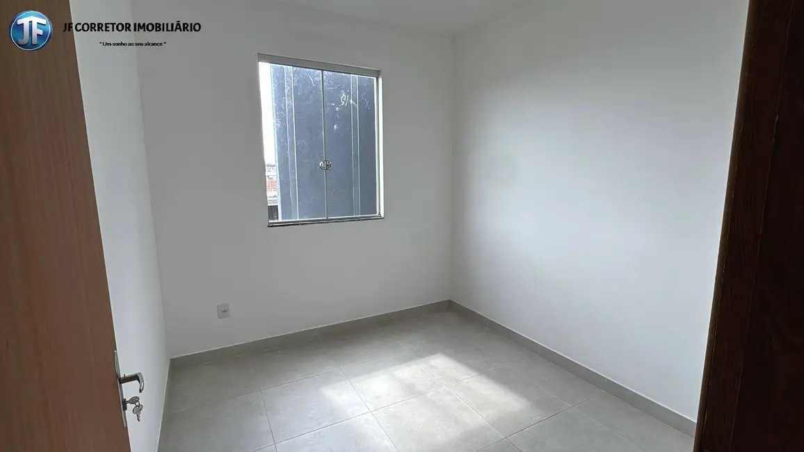 Foto 4 de Casa com 2 quartos à venda, 76m2 em Santana Do Paraiso - MG
