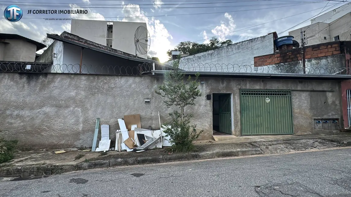 Foto 2 de Casa com 3 quartos à venda, 300m2 em Ideal, Ipatinga - MG