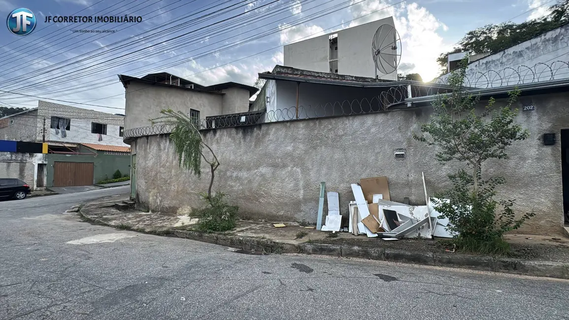 Foto 3 de Casa com 3 quartos à venda, 300m2 em Ideal, Ipatinga - MG
