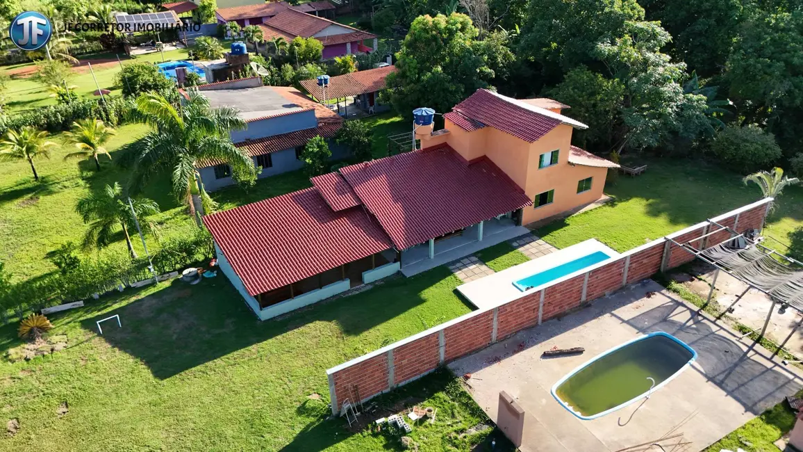 Foto 1 de Chácara com 5 quartos à venda, 1000m2 em Caratinga - MG