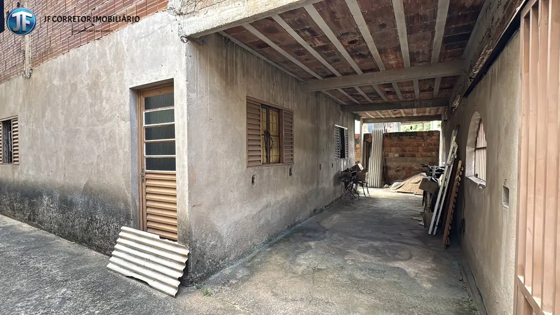 Foto 1 de Casa com 4 quartos à venda, 360m2 em Caravelas, Ipatinga - MG
