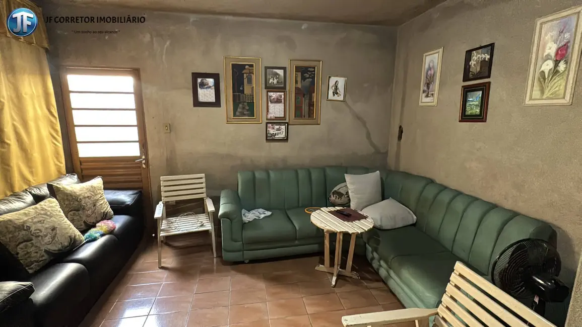 Foto 3 de Casa com 4 quartos à venda, 360m2 em Caravelas, Ipatinga - MG