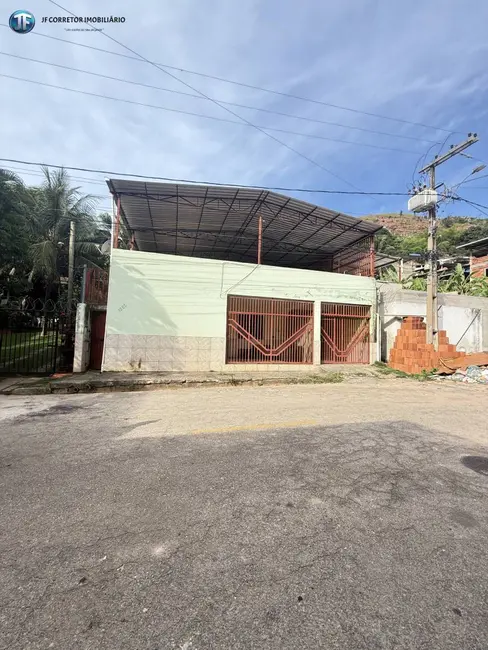 Casa com 4 quartos à venda, 360m2 em Ipatinga - MG - imagem 1 Foto 1 de Casa com 4 quartos à venda, 360m2 em Ipatinga - MG