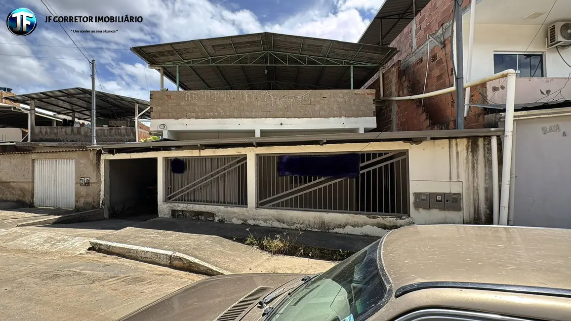 Foto 1 de Casa com 2 quartos à venda, 253m2 em Centro, Ipaba - MG