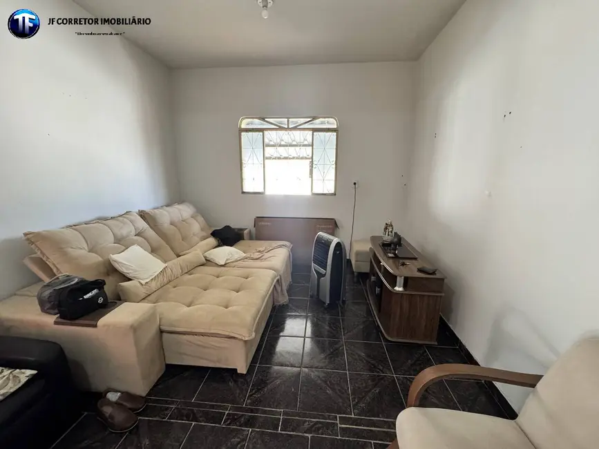 Foto 9 de Casa com 8 quartos à venda, 320m2 em Ipatinga - MG