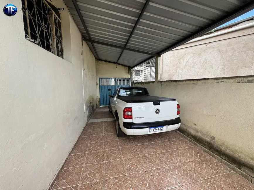 Foto 2 de Casa com 8 quartos à venda, 320m2 em Ipatinga - MG