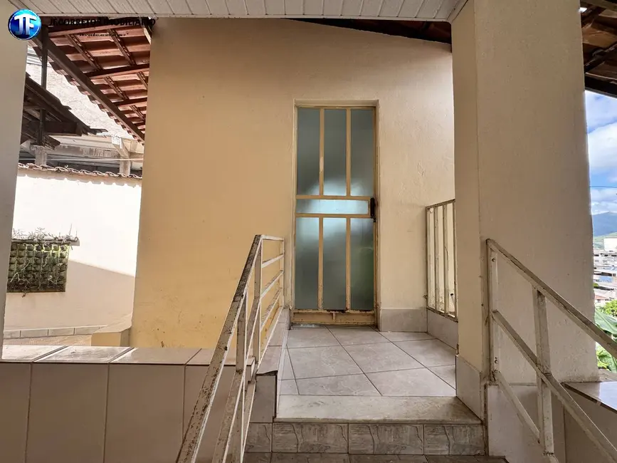 Foto 5 de Casa com 8 quartos à venda, 320m2 em Ipatinga - MG