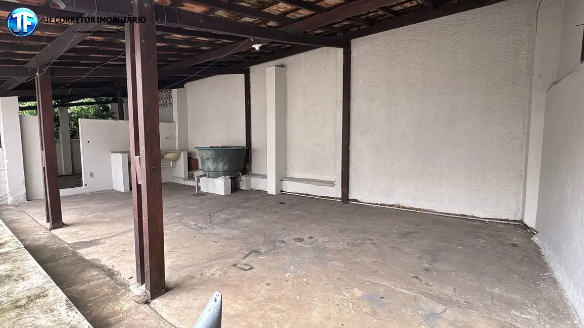 Foto 5 de Casa com 5 quartos à venda, 342m2 em Bom Retiro, Ipatinga - MG