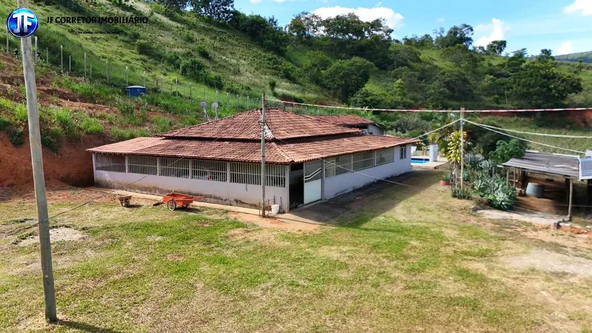 Foto 1 de Chácara com 4 quartos à venda, 25000m2 em Inhapim - MG