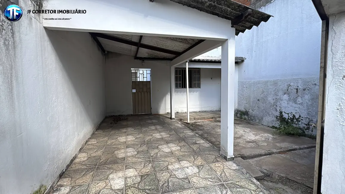 Foto 1 de Casa com 2 quartos à venda, 180m2 em Santana Do Paraiso - MG