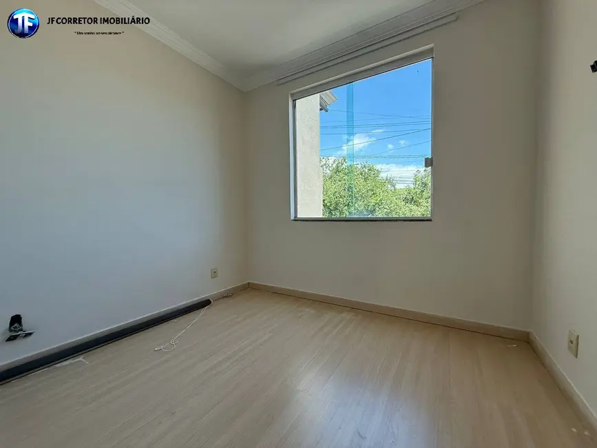 Foto 5 de Casa com 3 quartos à venda, 120m2 em Santana Do Paraiso - MG