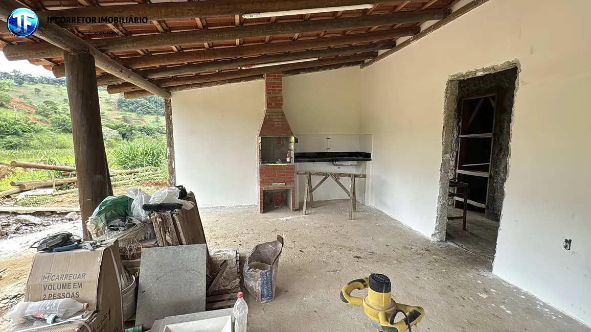 Foto 3 de Chácara com 3 quartos à venda, 1560m2 em Iapu - MG