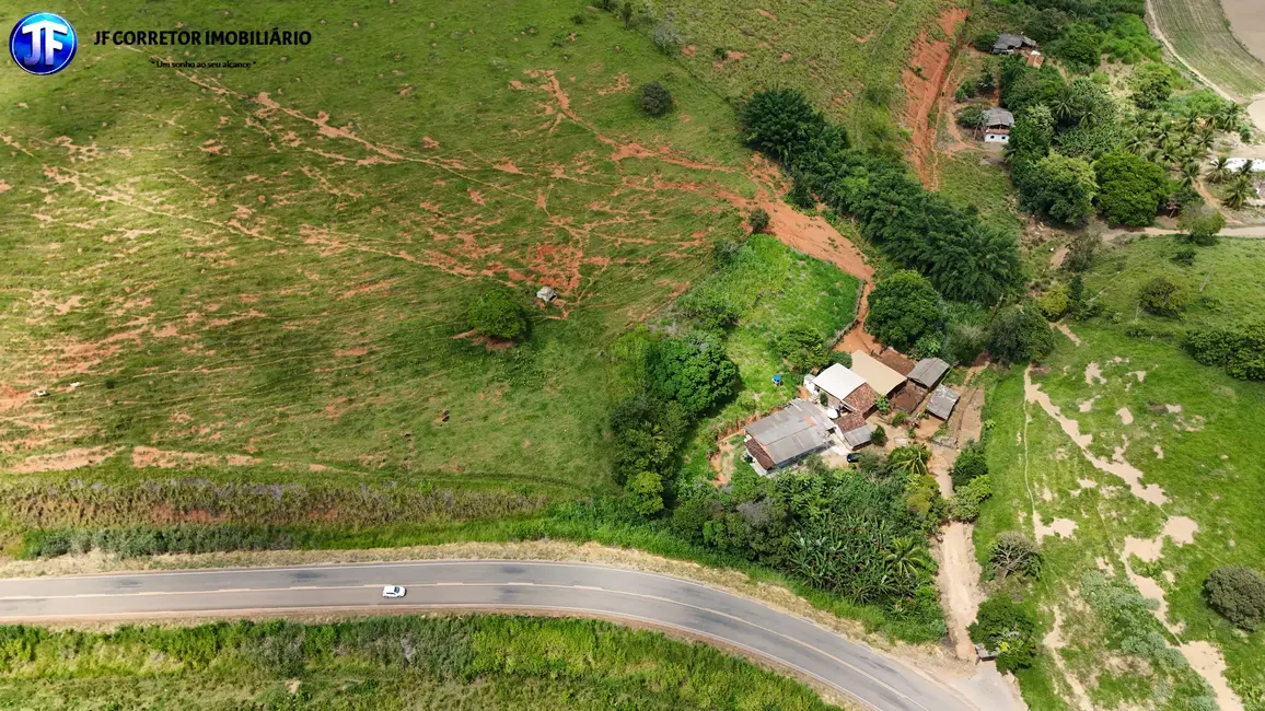 Foto 7 de Sítio / Rancho com 3 quartos à venda, 34m2 em Corrego Novo - MG