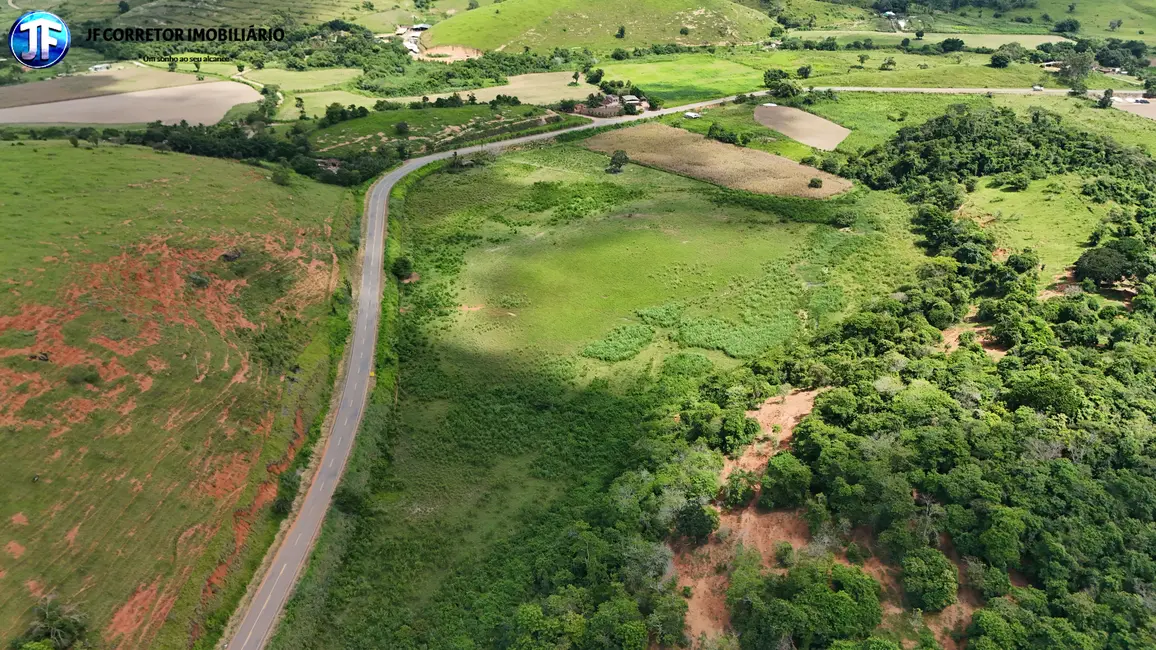 Foto 3 de Sítio / Rancho com 3 quartos à venda, 34m2 em Corrego Novo - MG
