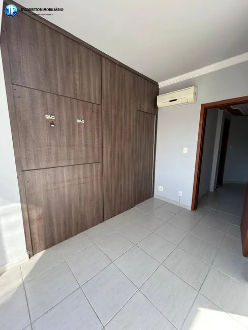 Foto 3 de Apartamento com 2 quartos à venda em Santana Do Paraiso - MG