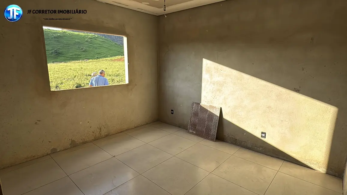 Foto 8 de Chácara com 3 quartos à venda, 1000m2 em Caratinga - MG