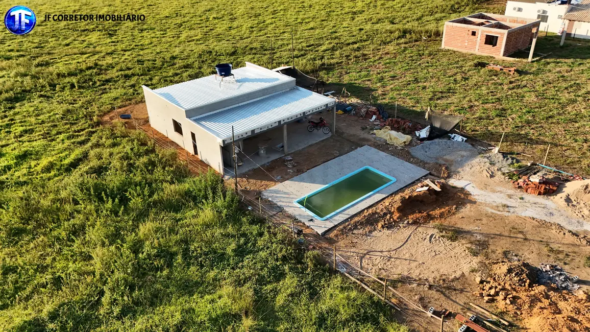 Foto 1 de Chácara com 3 quartos à venda, 1000m2 em Caratinga, MG