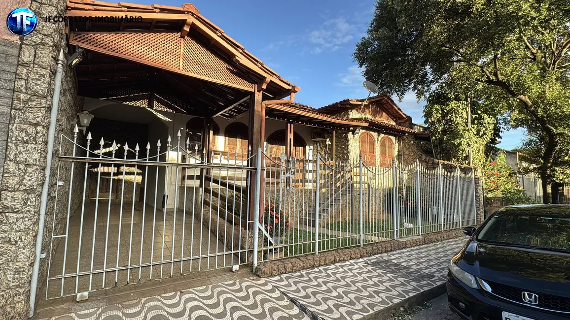 Casa com 3 quartos à venda, 342m2 em Bom Retiro, Ipatinga - MG - imagem 1 Foto 1 de Casa com 3 quartos à venda, 342m2 em Bom Retiro, Ipatinga - MG