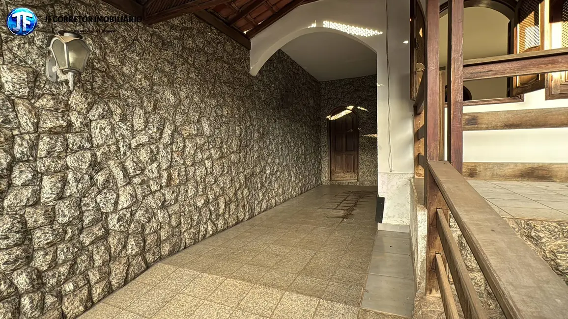 Casa com 3 quartos à venda, 342m2 em Bom Retiro, Ipatinga - MG - imagem 2 Foto 2 de Casa com 3 quartos à venda, 342m2 em Bom Retiro, Ipatinga - MG