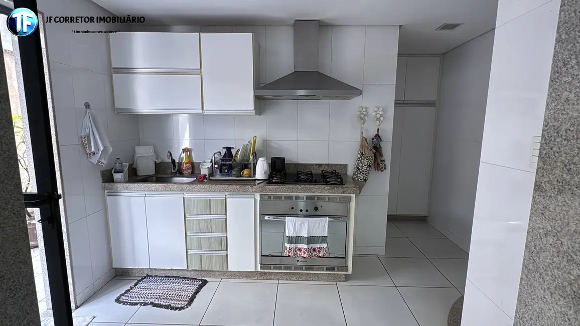 Casa com 4 quartos à venda, 300m2 em Das Águas, Ipatinga - MG - imagem 8 Foto 8 de Casa com 4 quartos à venda, 300m2 em Das Águas, Ipatinga - MG