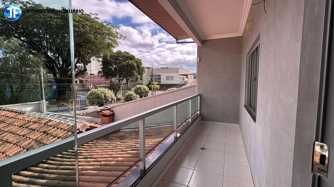 Casa com 5 quartos à venda, 300m2 em Imbaúbas, Ipatinga - MG - imagem 2 Foto 2 de Casa com 5 quartos à venda, 300m2 em Imbaúbas, Ipatinga - MG